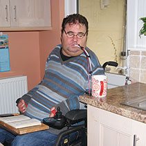 Sturdystraw can be fixed to most worktops and positioned just where you want it. No need to keep asking for a drink. Sturdystraw can be fixed to most worktops and positioned just where you want it. No need to keep asking for a drink.